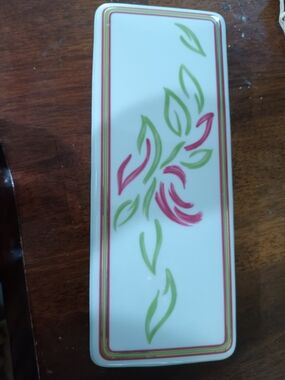 Decorative Leaf & Floral Ceramic Wall Plaque in White, Green & Pink